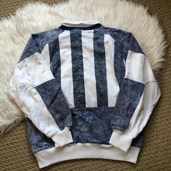 Vintage Crewneck With Collar - Picture 5 of 9